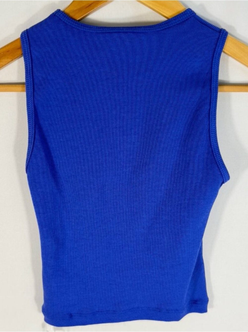 WILO Tank Top & Shorts Set, size M, NEW - Picture 3 of 12